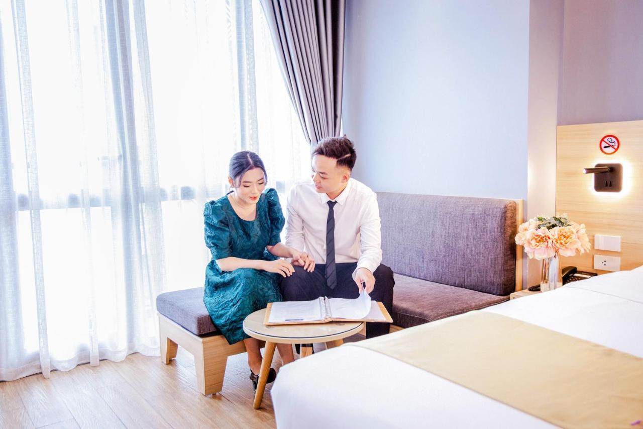 IRIS Hotel Hải Phòng Esterno foto